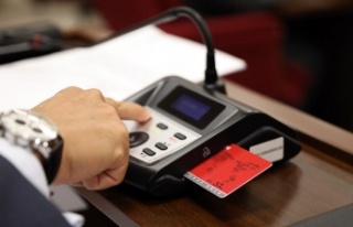 Meclis’te elektronik oylama sistemi dönemi